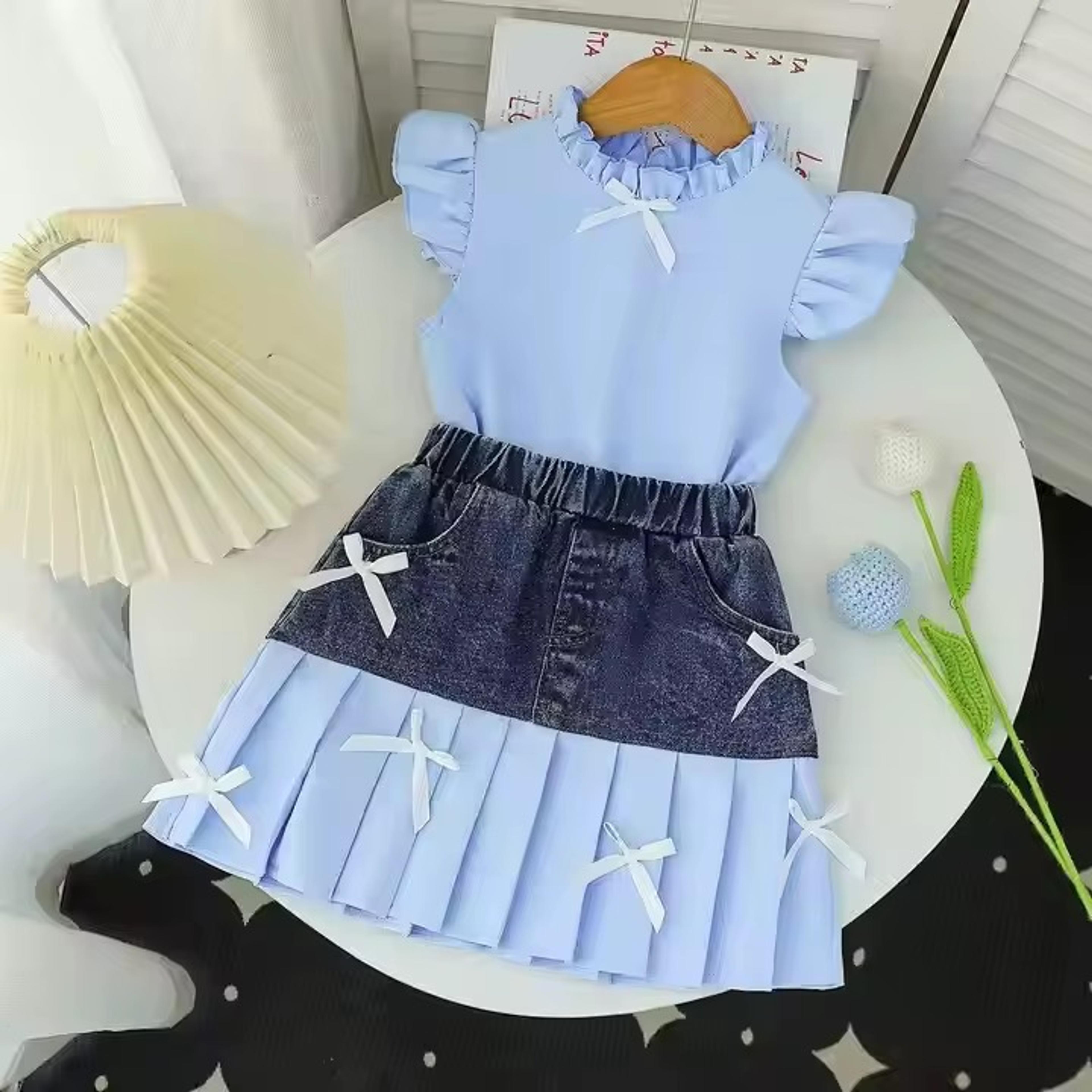 Girls' Pleated Skirt Outfit