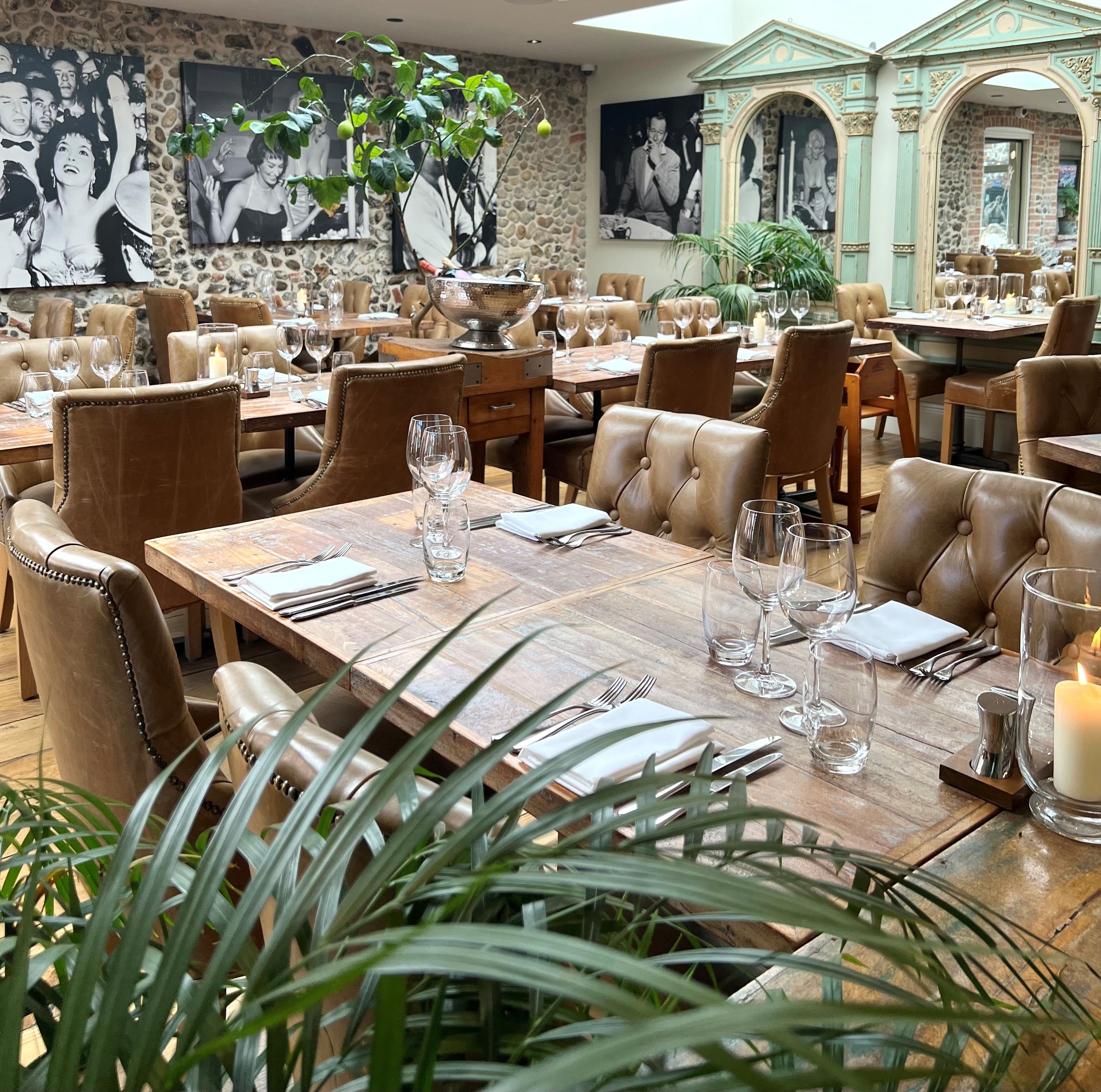 No Twenty9 Bar and Restaurant with Rooms