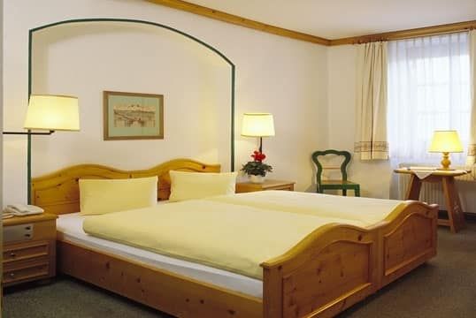 Gasthof-Hotel Weisses Kreuz
