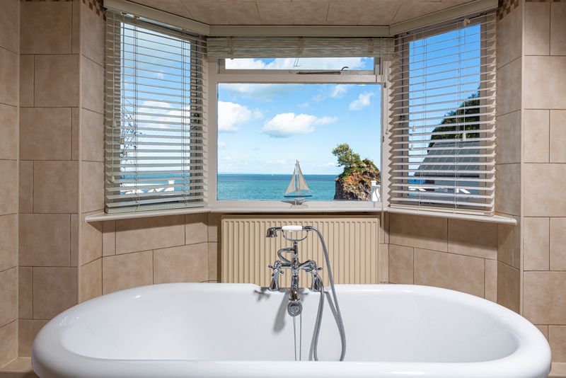 Cary Arms & Spa