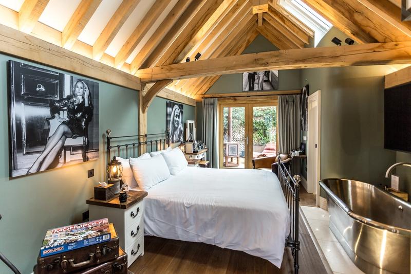 No Twenty9 Bar and Restaurant with Rooms