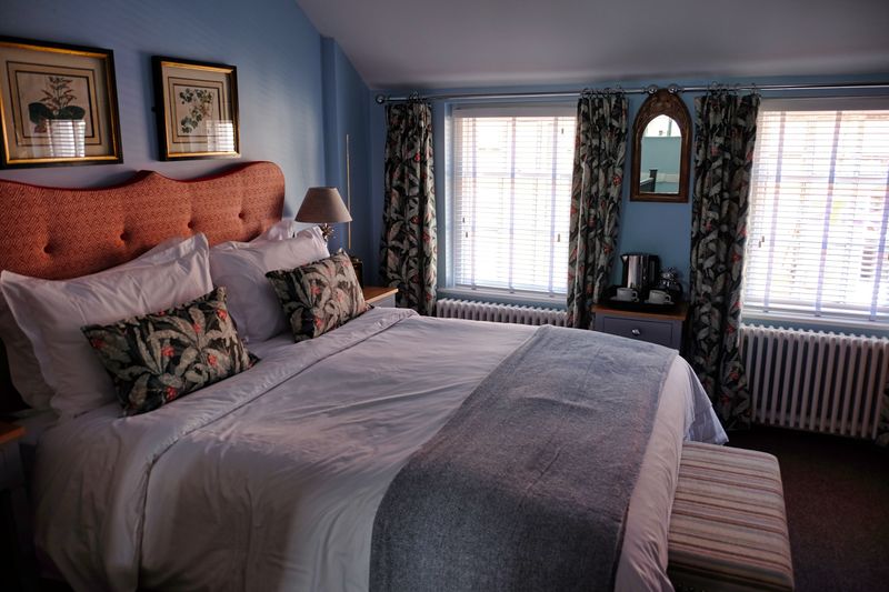 Gilbey’s Bar, Restaurant & Townhouse