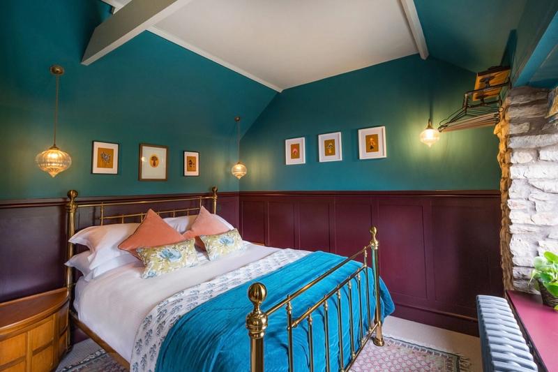 The Queens Chew Magna