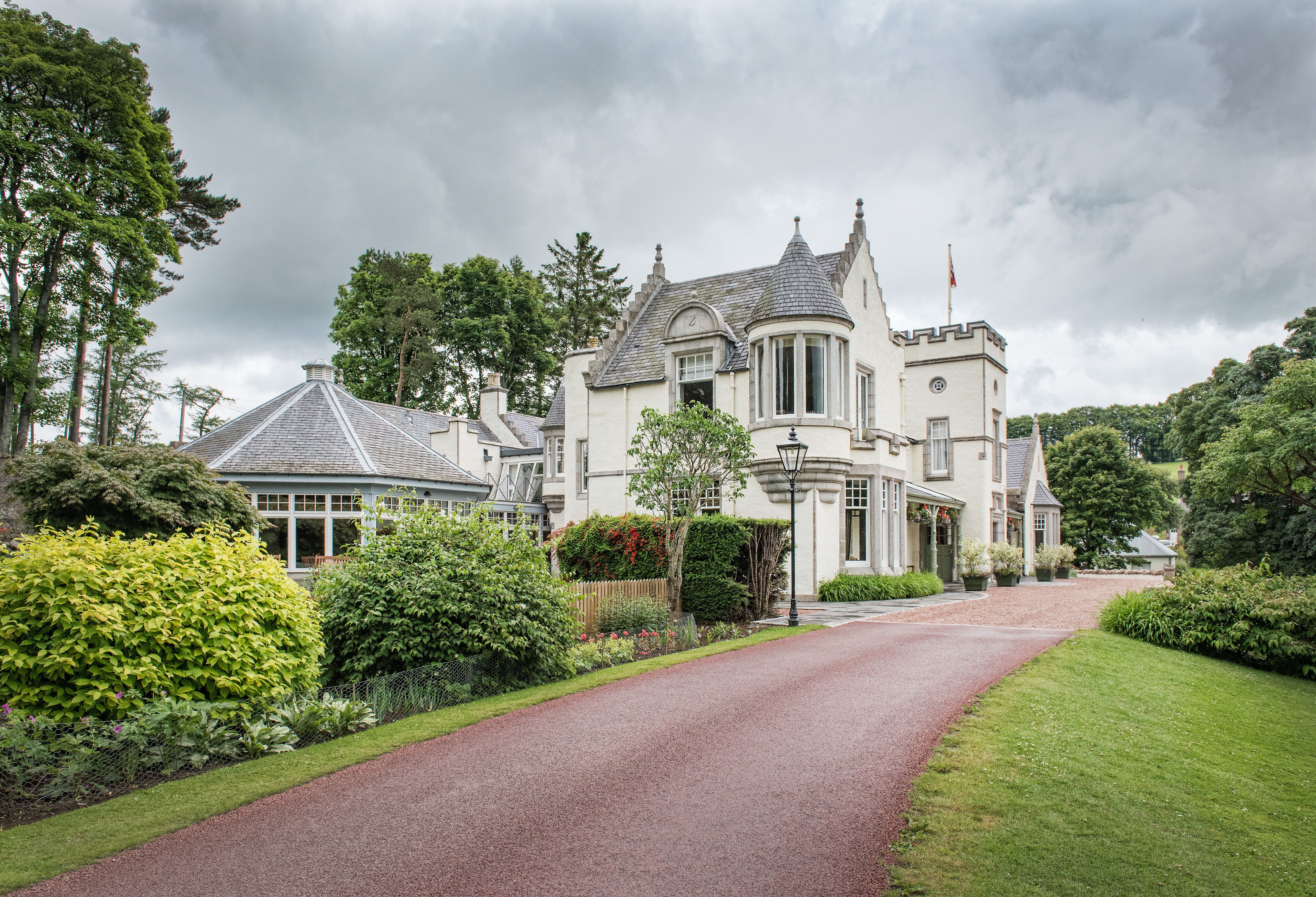 Douneside House