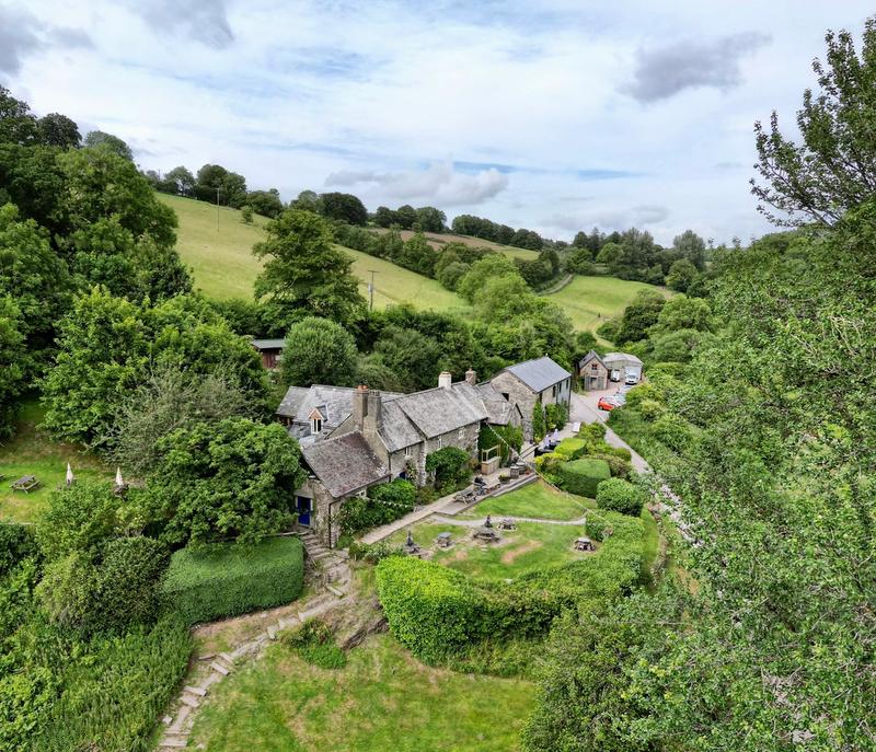 Tarr Farm Inn