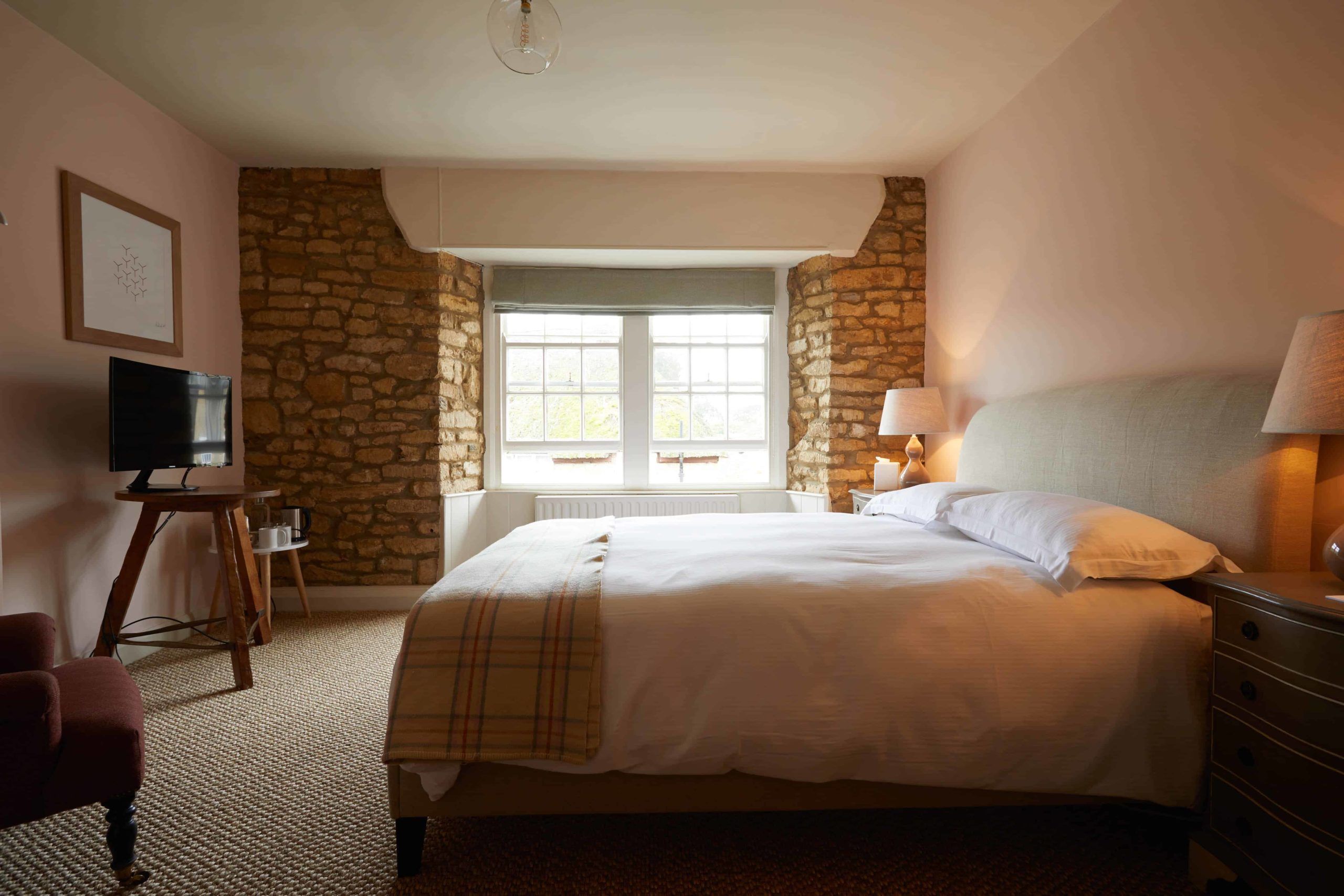 The Lord Poulett Arms