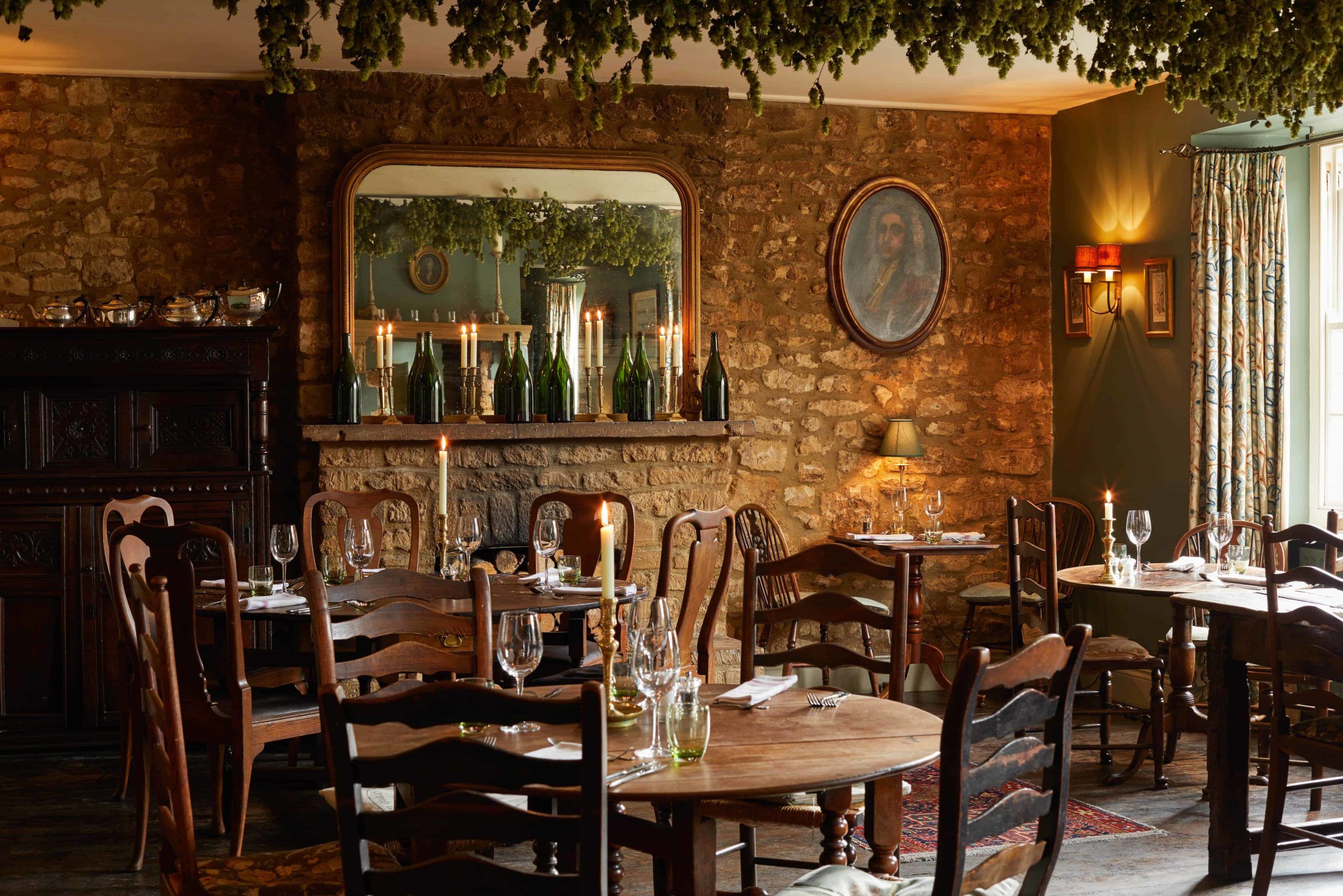 The Lord Poulett Arms