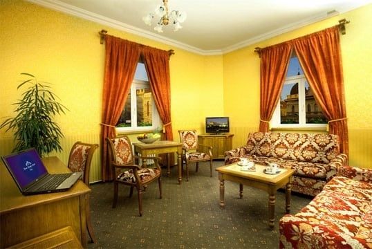 Green Garden Hotel
