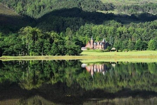 Country Manors You Can Stay in in Scotland