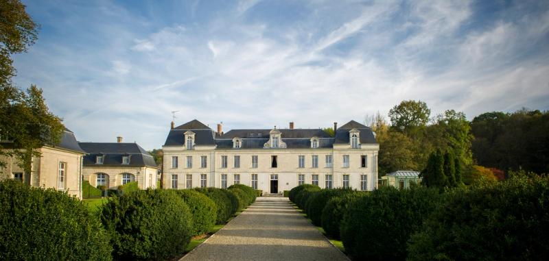 8 top chateau hotels in France