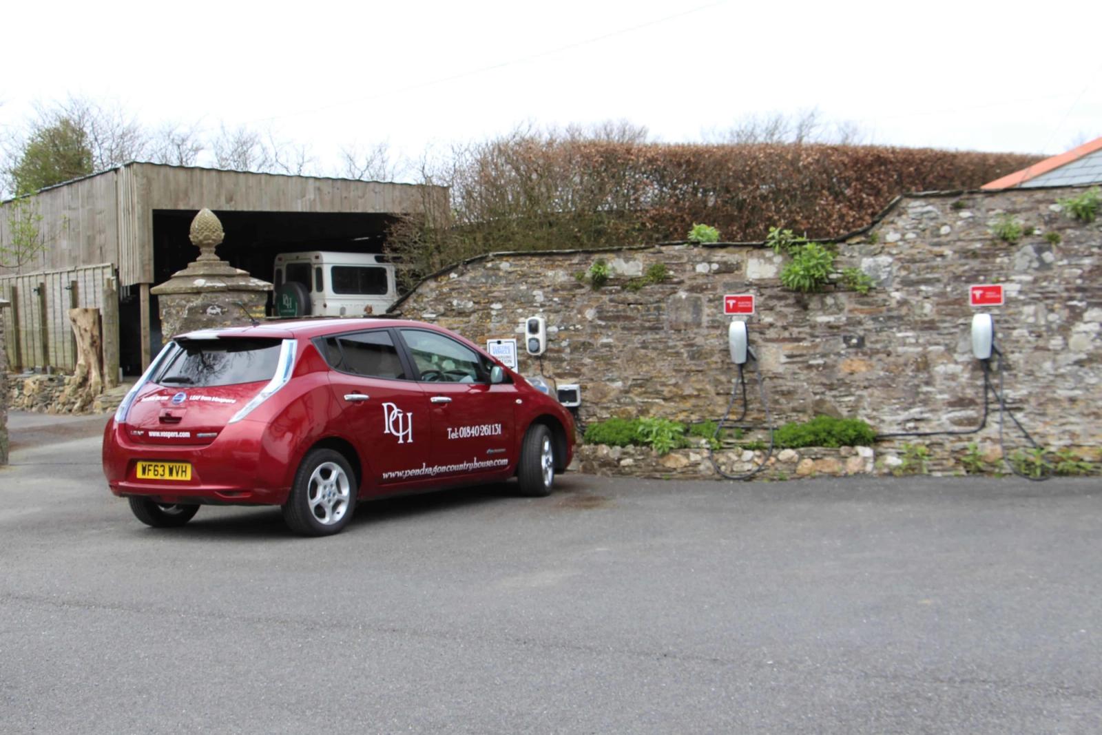 Hotels with electric car charging points