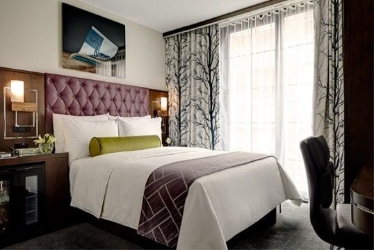 Archer Hotel