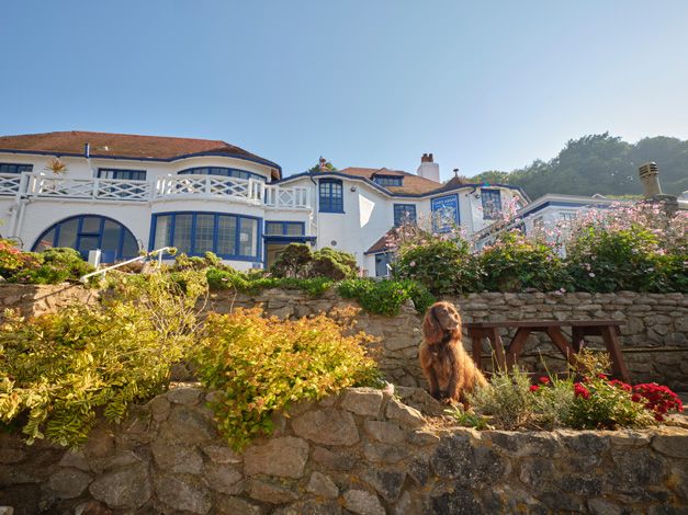 Cary Arms & Spa
