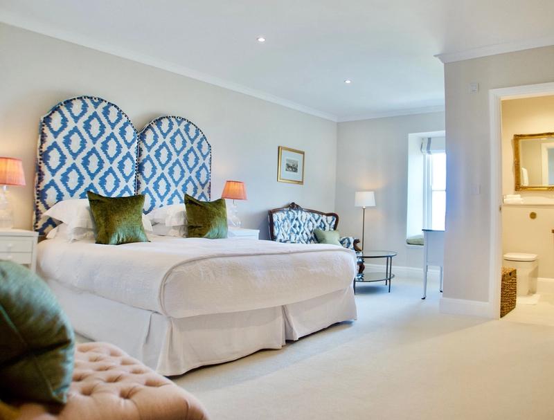 '25% Discount + Bottle of Prosecco' Special Offer