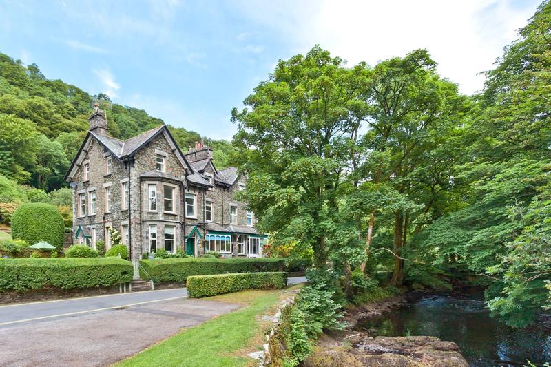 Riverside Bed & Breakfast