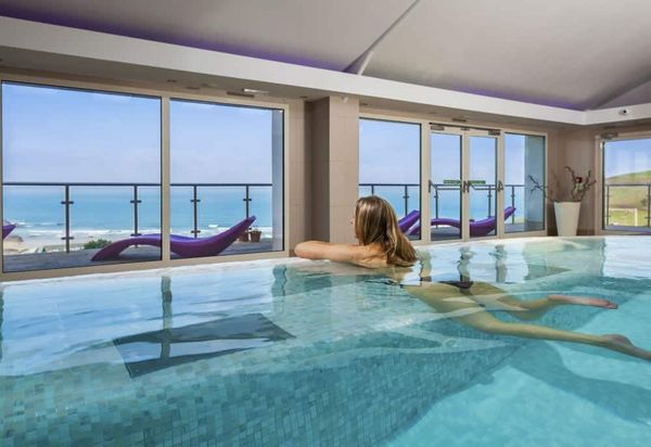 Cornwall hotels with pools
