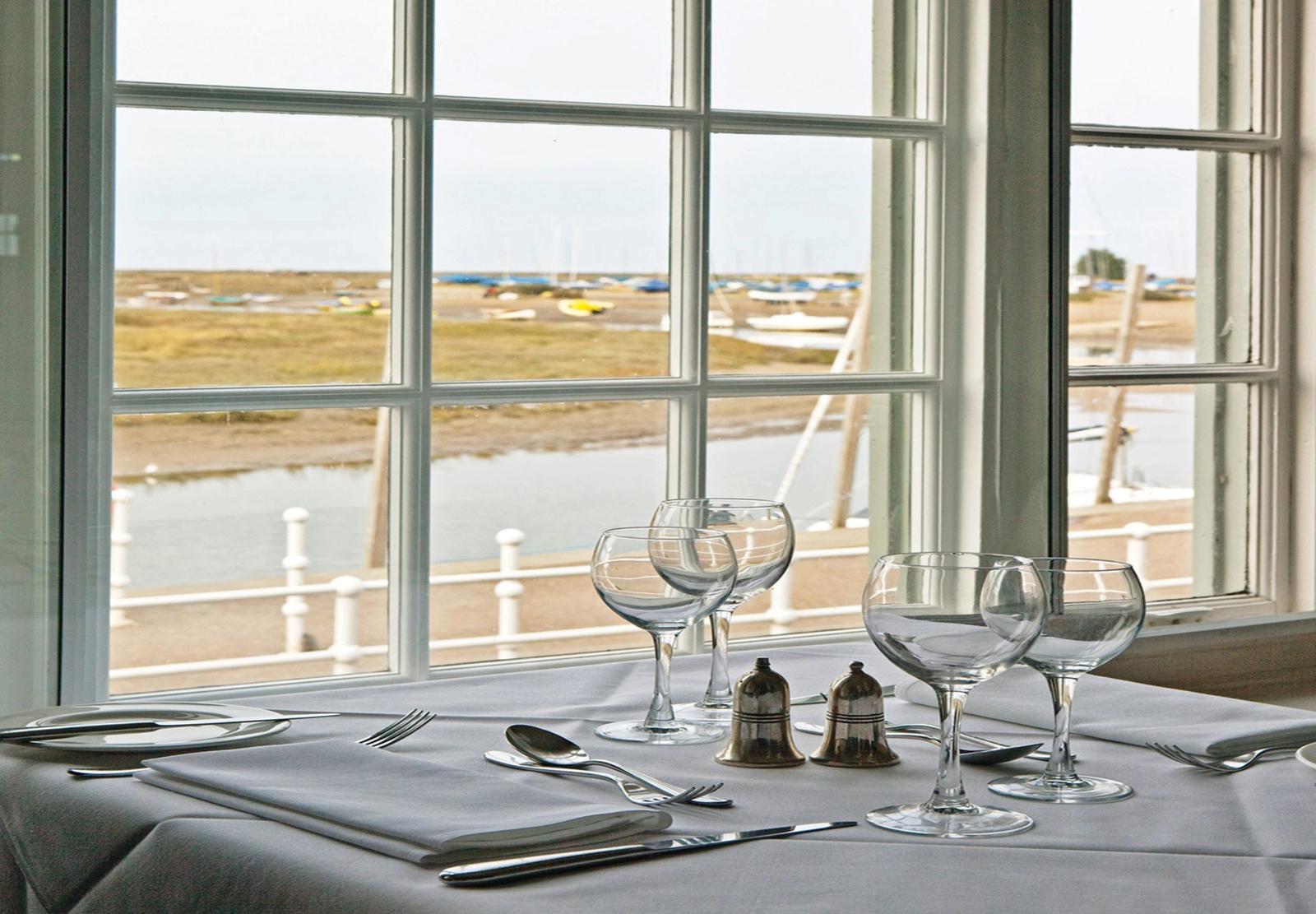 Hotels by the sea in Norfolk