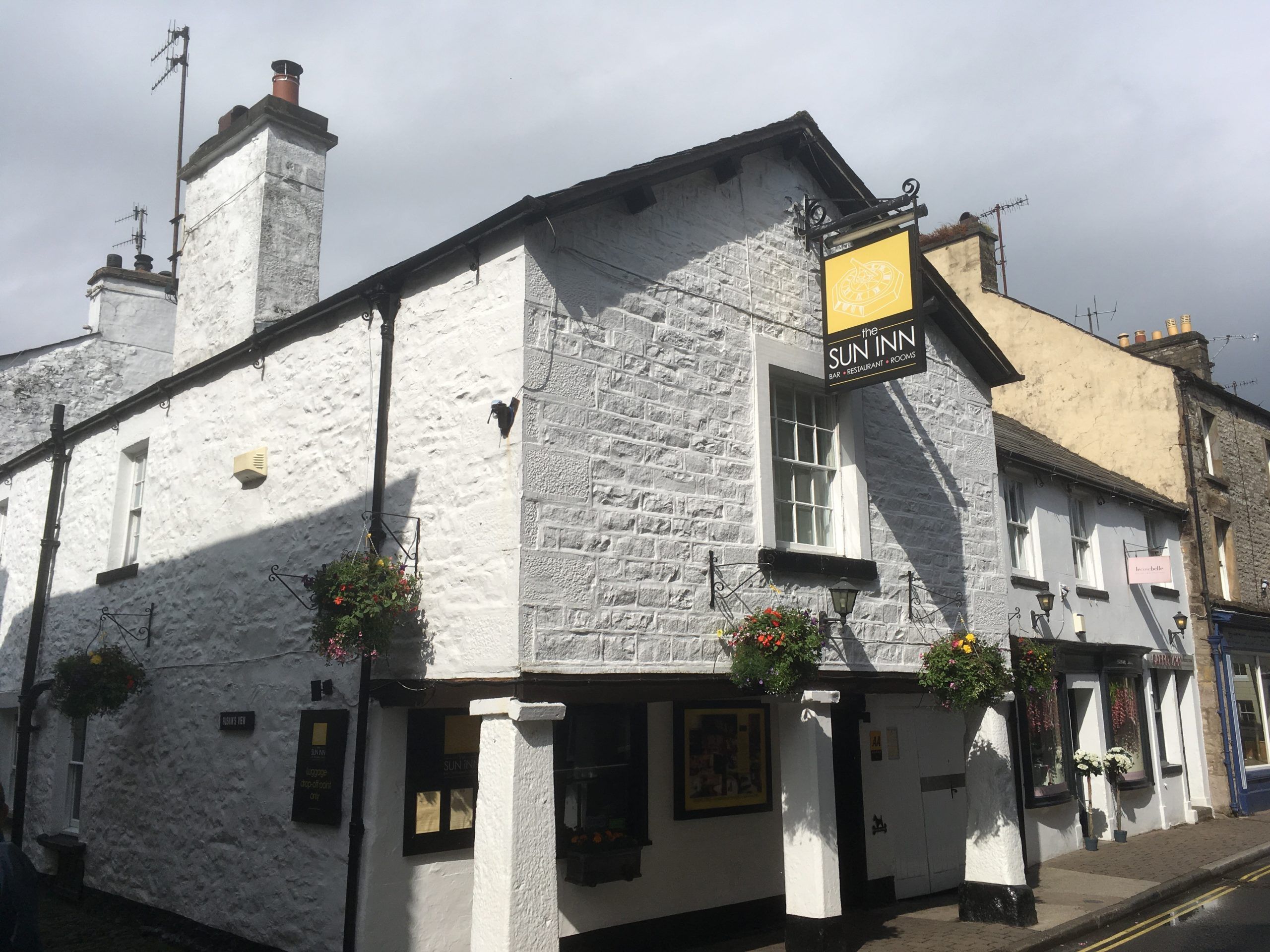 Sun inn kirkby lonsdale deals parking