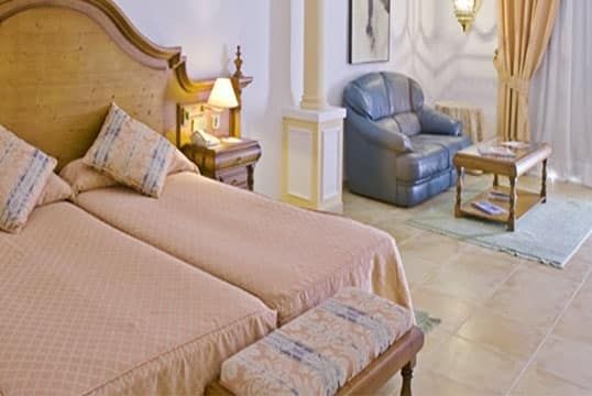 Hotel La Moraleja