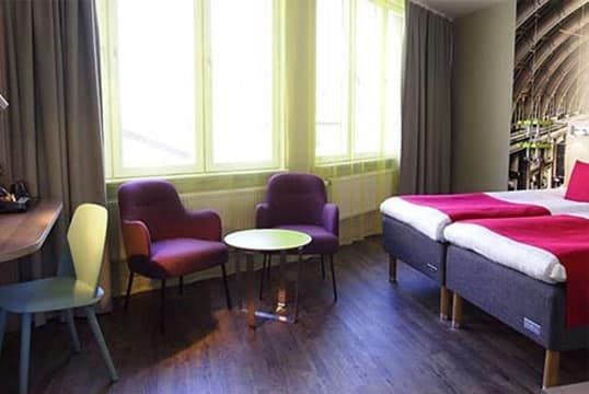 Central Hotel