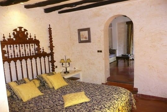 Petit Hotel Ses Rotges