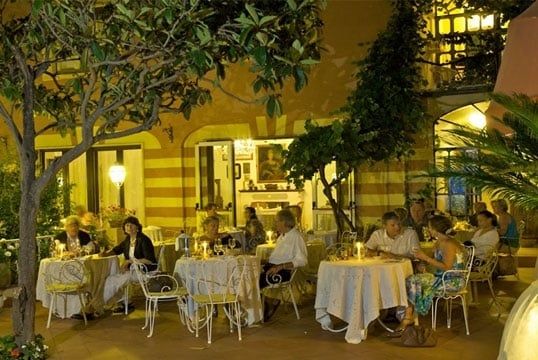 Romantik Hotel Villa Cheta Elite