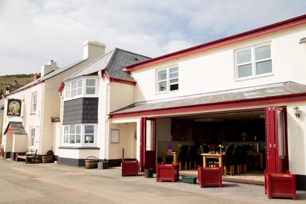 Best gastro pubs with rooms in Devon