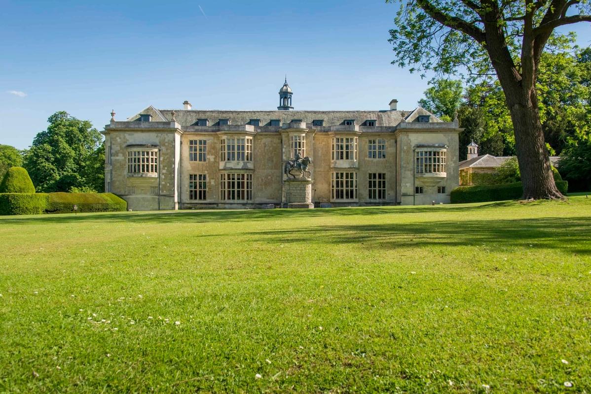 Hartwell House