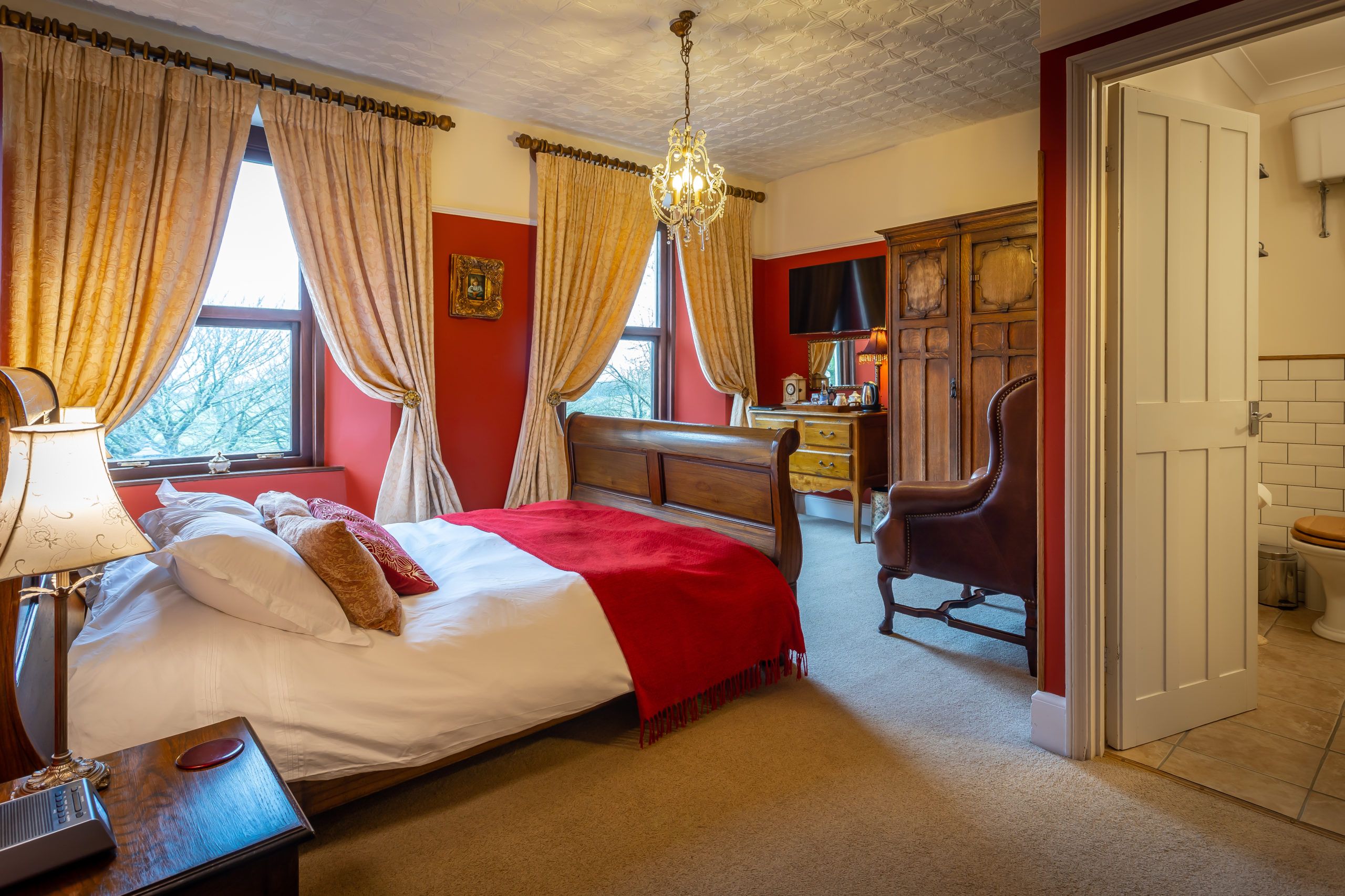 Pendragon Country House