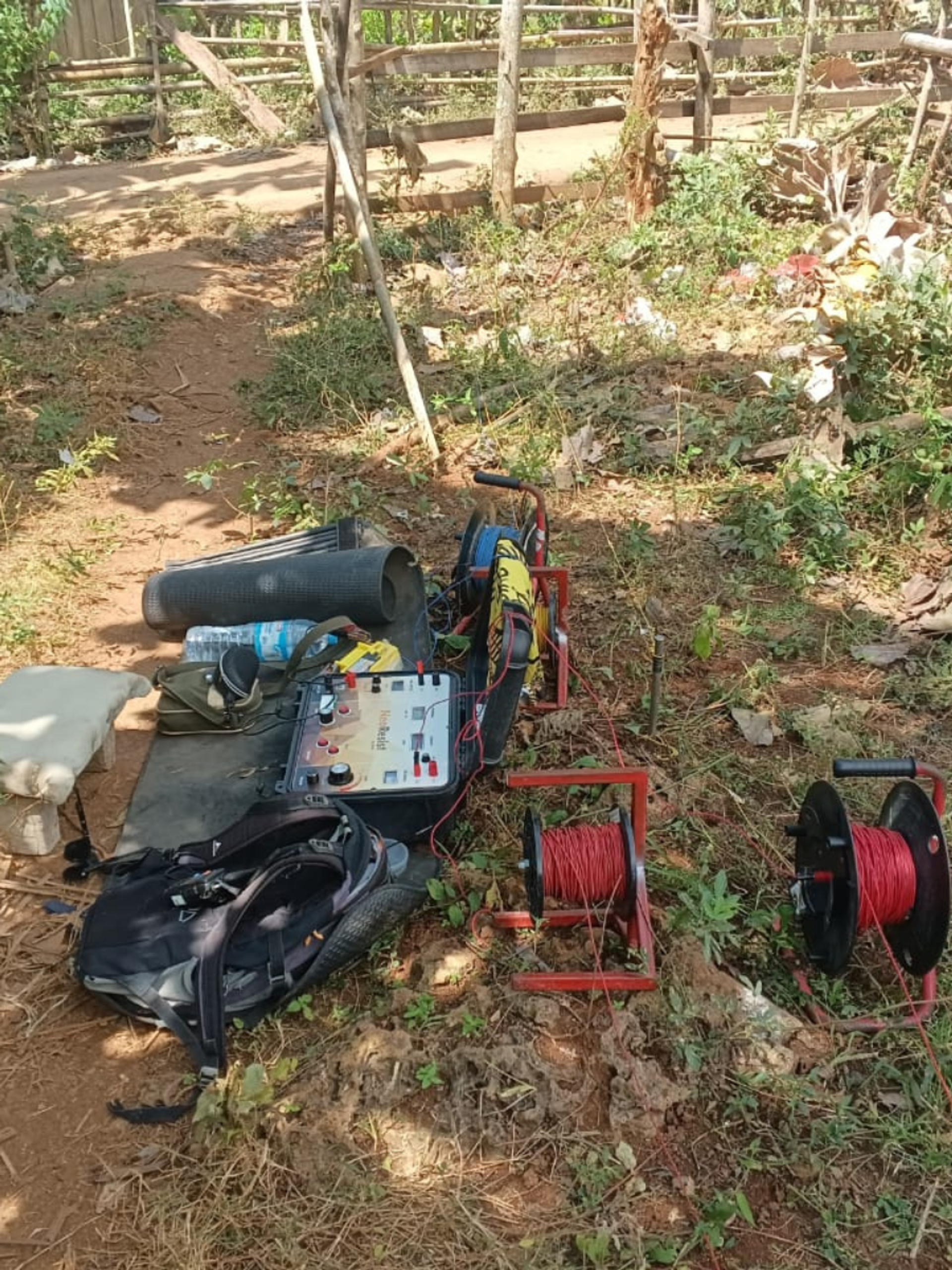 Identifikasi Keberadaan Air Tanah - Daerah Jukong Jukong Kabupaten Sumenep
