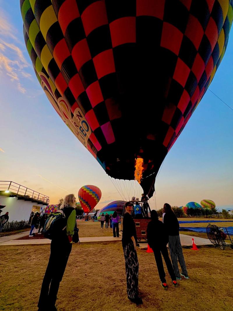 Teotihuacan from the heights: Hot air balloon