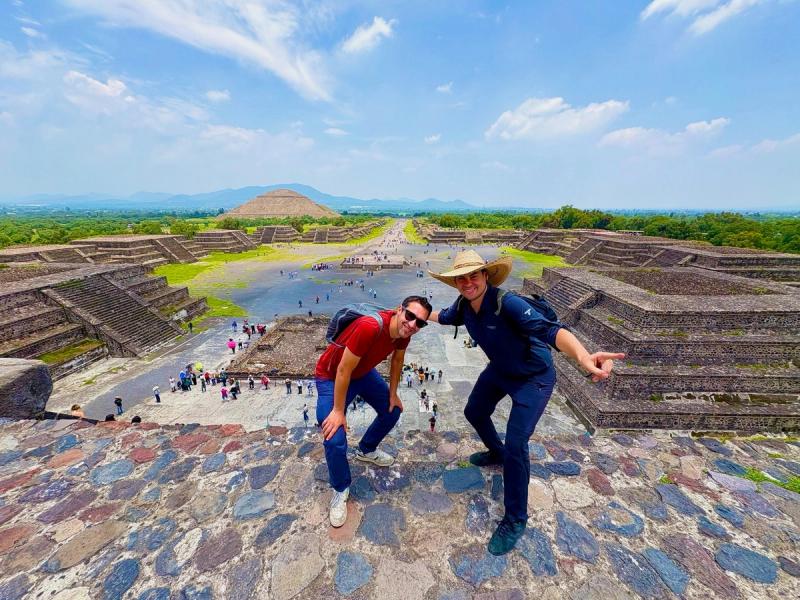 Teotihuacan Pyramids Private Tour from Mexico City