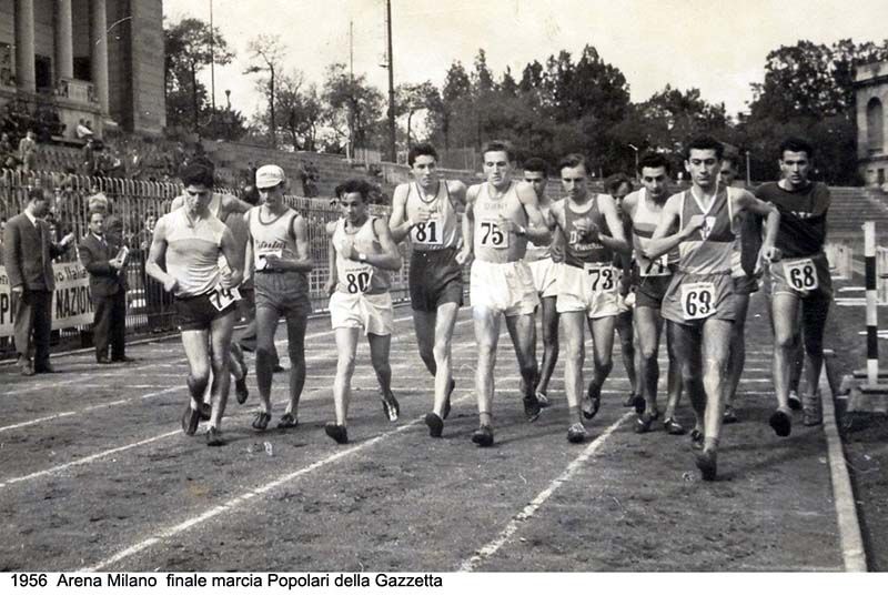 Marciatori in gara negli anni Cinquanta