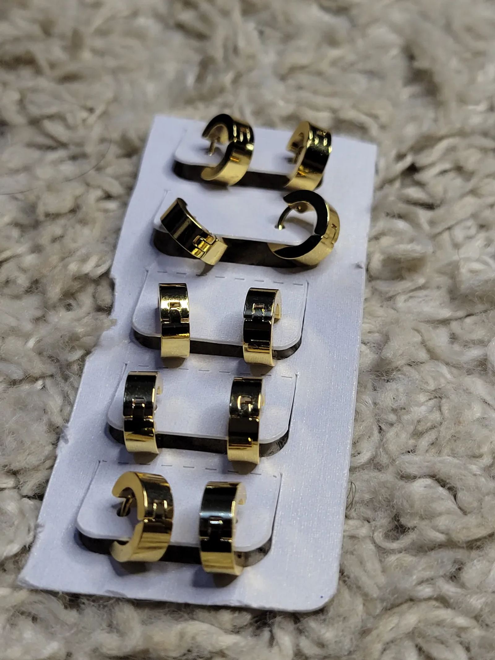 Gold Huggie Hoop Set