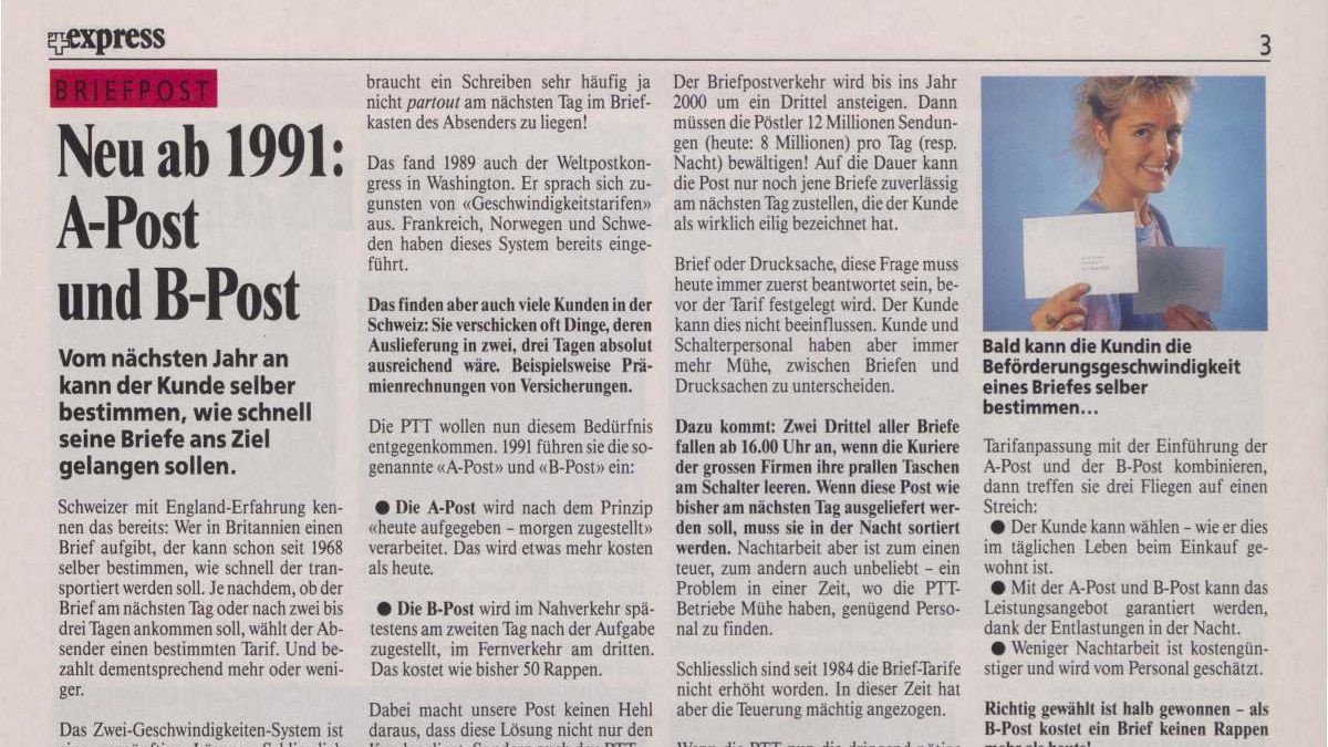 Zeitungsausschnitt aus dem PTT-Express von 1990 mit dem Titel ‚Neu ab 1991: A-Post und B-Post‘. Der Artikel erklärt die Einführung von zwei Beförderungsgeschwindigkeiten für Briefe in der Schweiz. Rechts ein Foto einer Hand, die einen Brief hält.