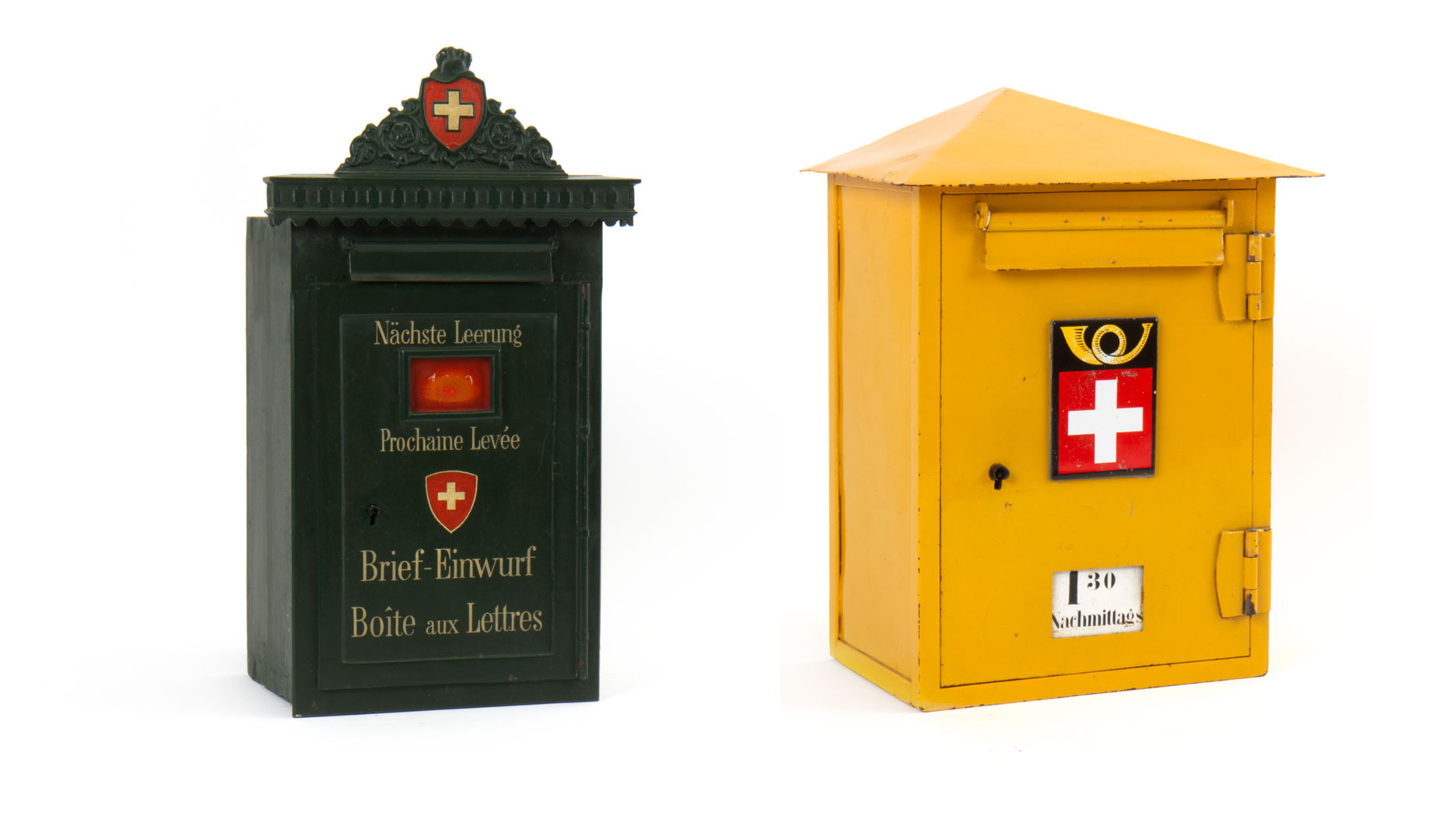 Boîtes aux lettres de 1870 (à g.) et de 1930. Source: Musée de la communication