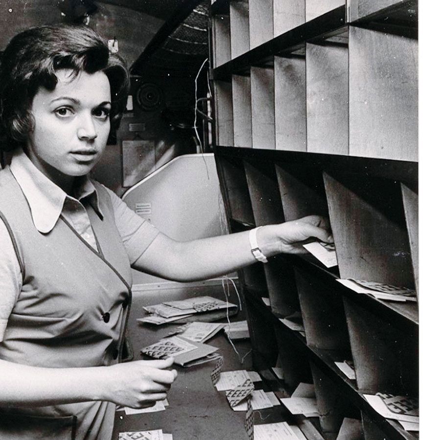 Anna Nater, die erste Frau bei der Bahnpost. Quelle: Museum für Kommunikation
