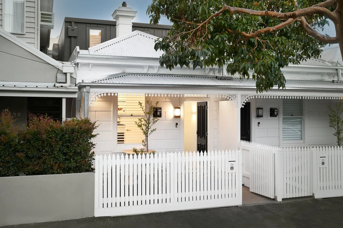Lyons Residence