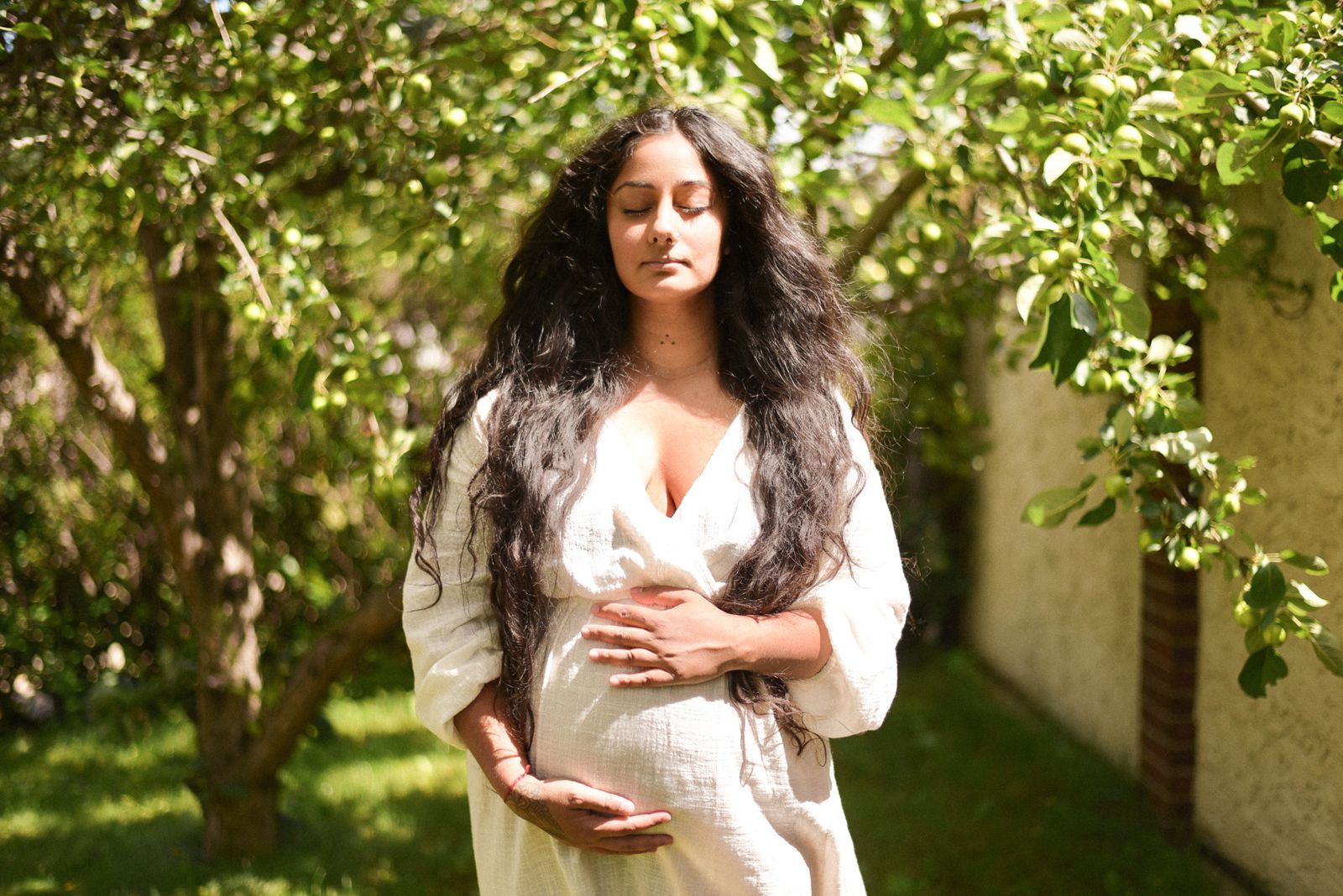 Maternity photograph by Ambar Azcorra 9