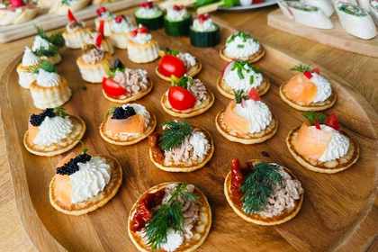 canapes and desserts
