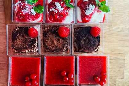 Wedding deserts , wedding catering