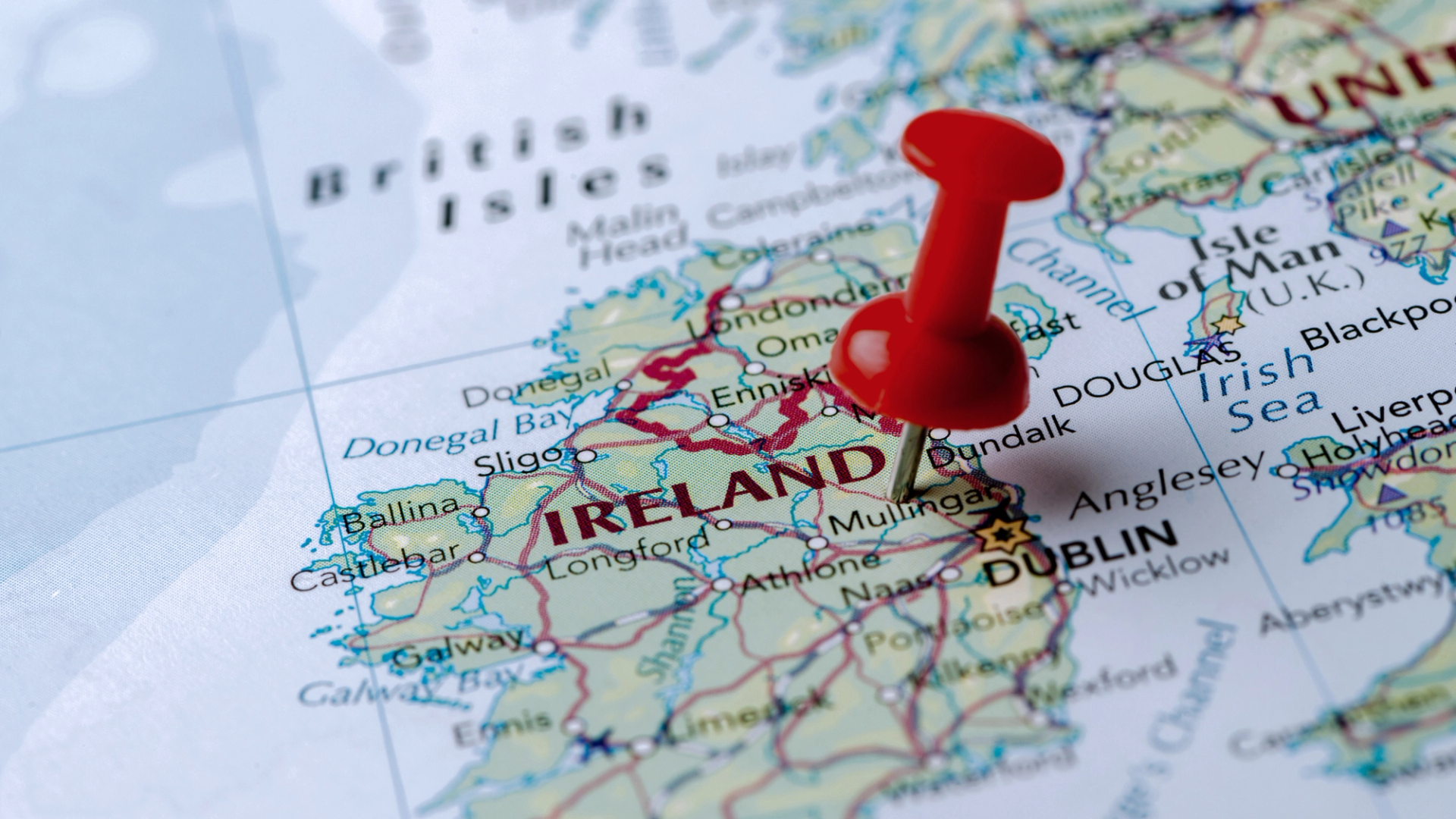 Image of a map showing Ireland and a red pin