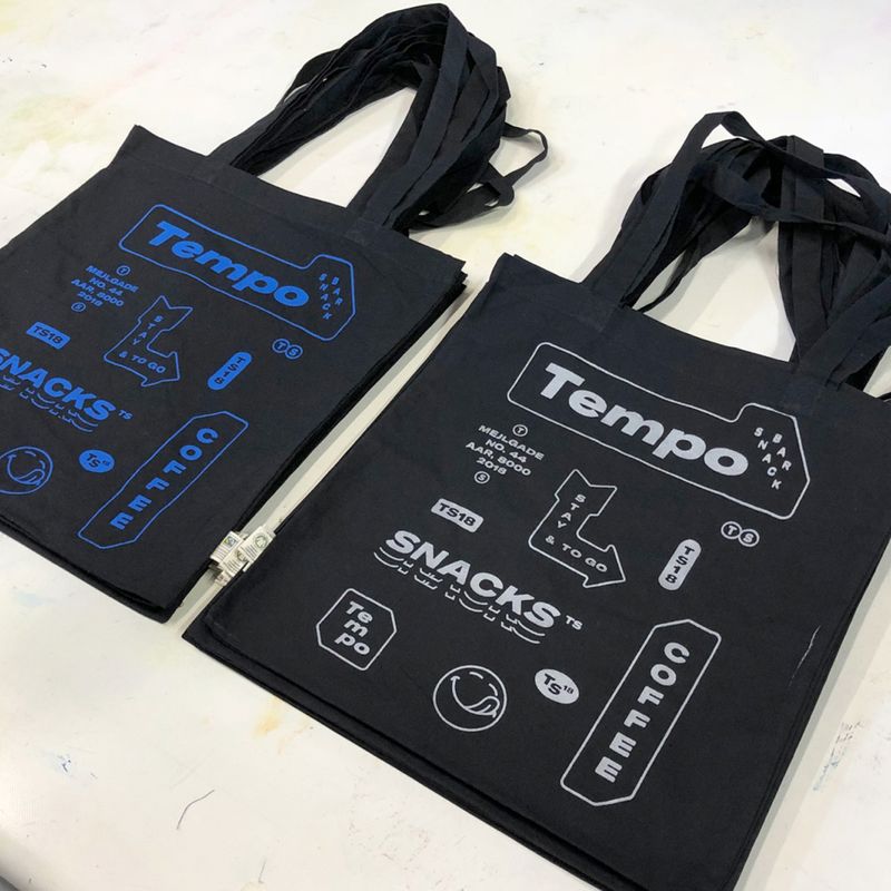 Tempo_bags.jpg