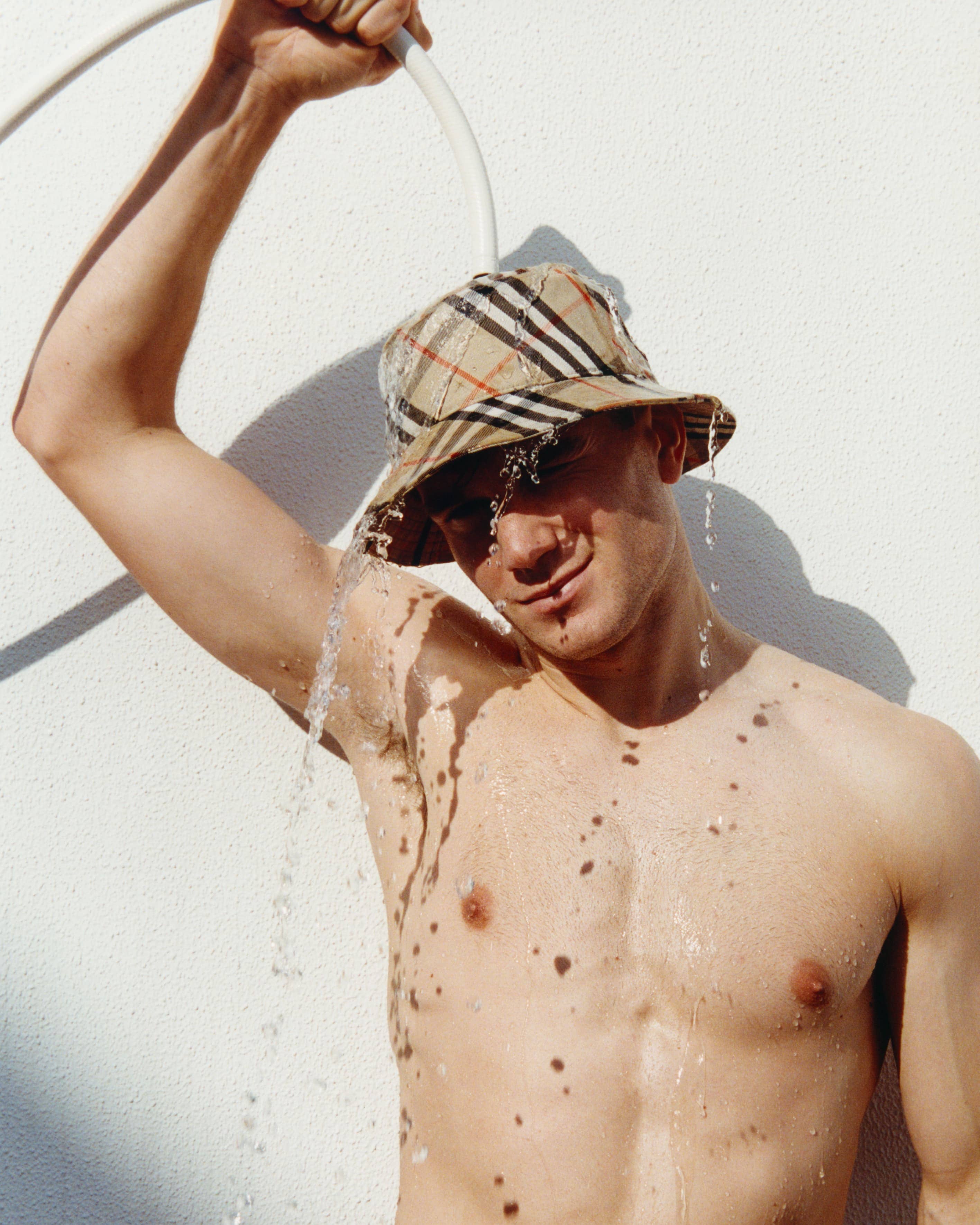 Burberry High Summer 2025 - Asset