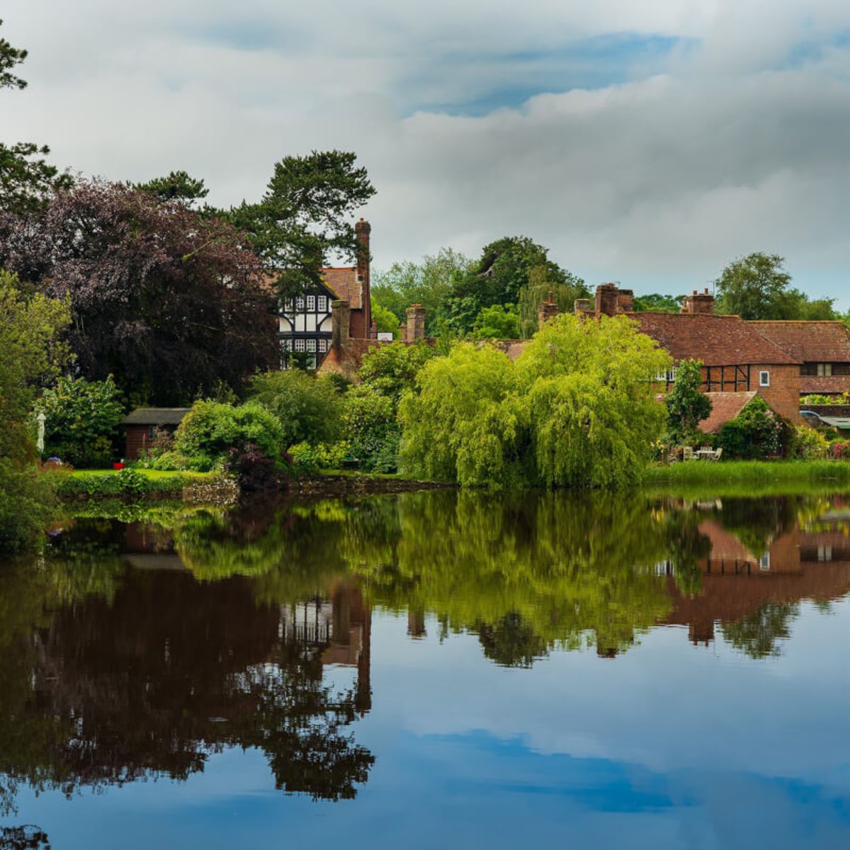 11 Picture perfect Chocolate Box Villages In The UK 11-picture-perfect-chocolate-box-villages-in-the-uk