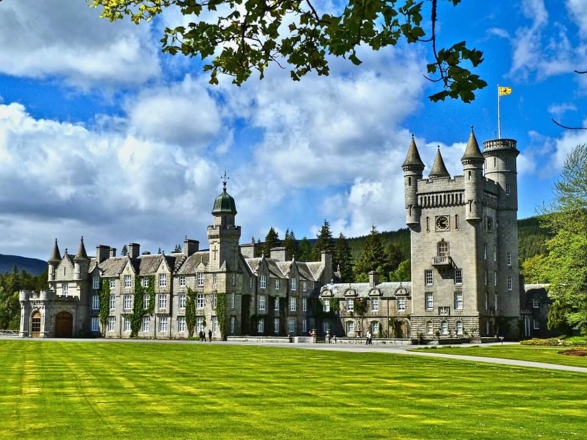 an image of Dog friendly log cabins in Aberdeenshire