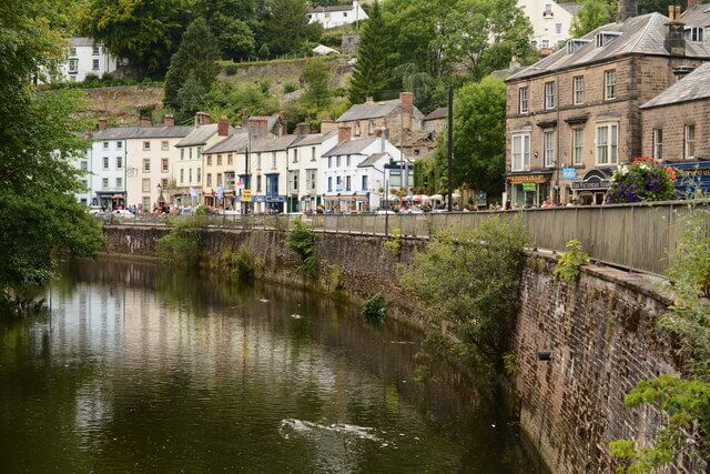 an image of Dog friendly log cabins in Matlock