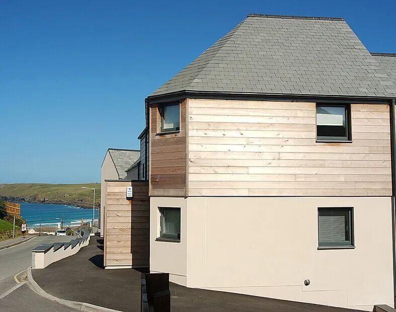 Big coastal cottages for a long bank holiday by the sea