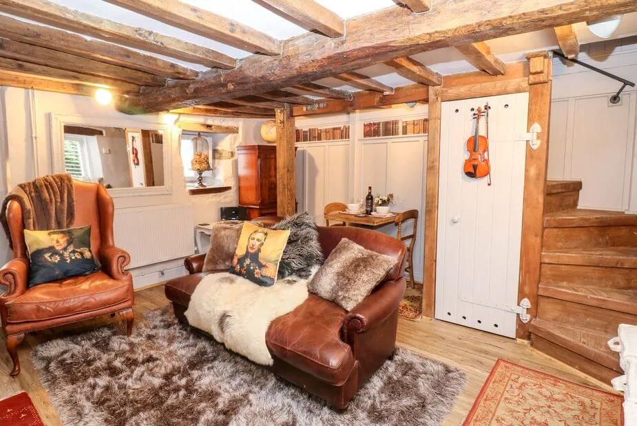 The Mouse House, Peak District