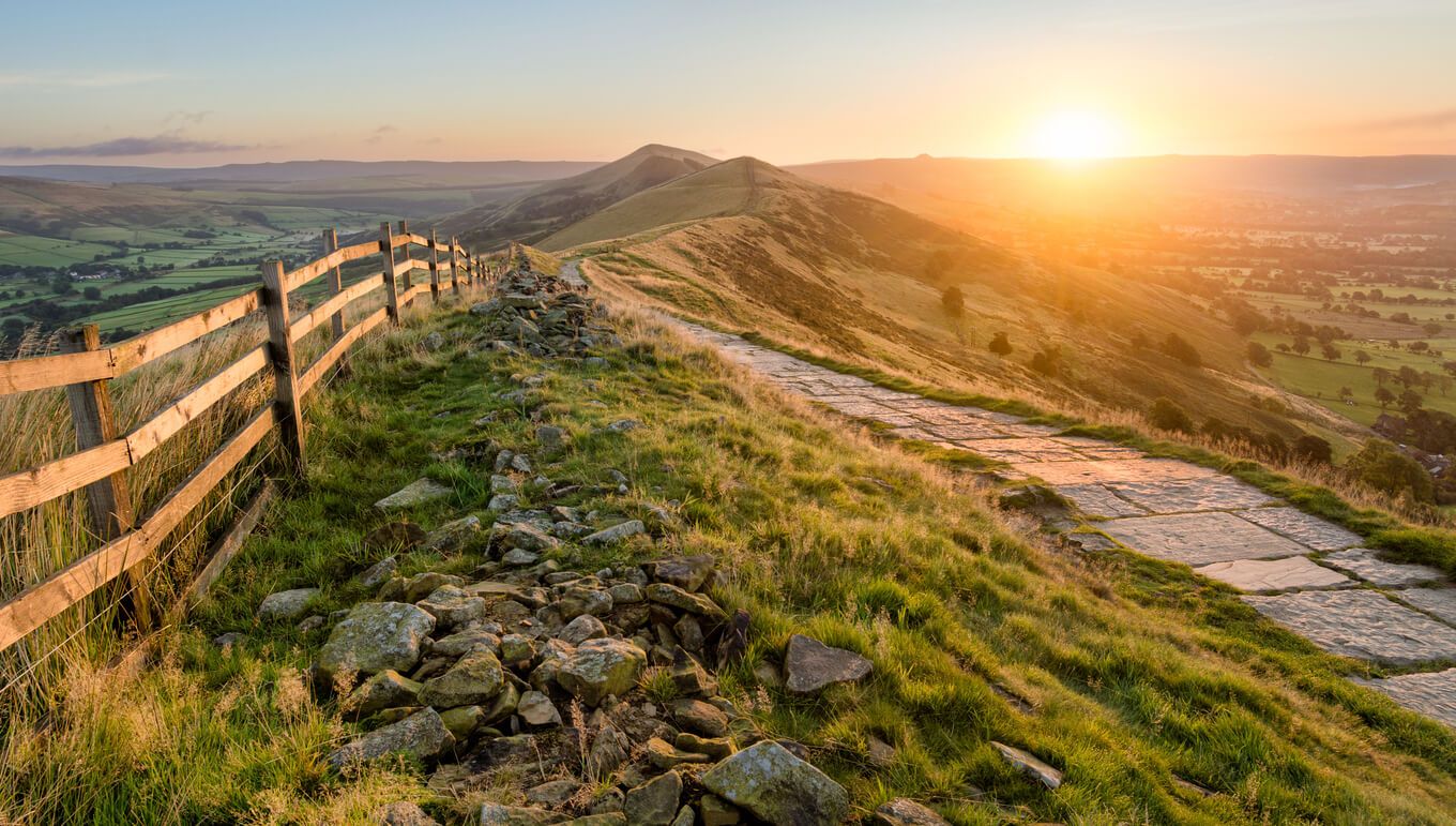Walking trail in the Peak District